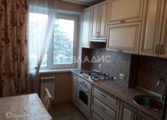 Продам 3-комнатную квартиру, 61 м2, Нижегородская область, улица Адмирала Макарова, 5к1