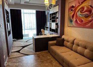 Продаю 5-комнатную квартиру, 170 м2, Симферополь, улица Беспалова, 110В, Киевский район