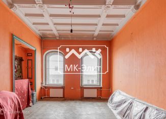 Продается трехкомнатная квартира, 142.1 м2, Санкт-Петербург, Кирочная улица, 24, метро Чернышевская