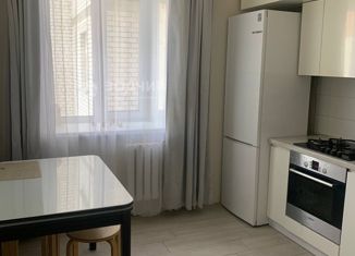 Продам 3-комнатную квартиру, 72 м2, Чебоксары, Пролетарская улица, 25