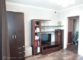 Продается 1-комнатная квартира, 30.1 м2, Екатеринбург, улица Старых Большевиков, 56, улица Старых Большевиков