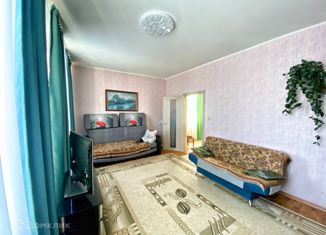 Продаю дом, 225 м2, городской посёлок Тайцы, Карьерная улица, 44