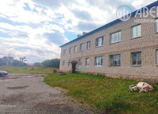 Продается двухкомнатная квартира, 41.4 м2, деревня Губино, Административная улица, 2