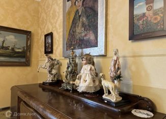 Продается 2-комнатная квартира, 48.4 м2, Калининград, улица Алябьева, 31, Центральный район