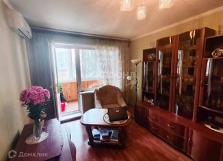 Продам 4-комнатную квартиру, 70.4 м2, Новосибирск, улица Крылова, 67А, метро Маршала Покрышкина
