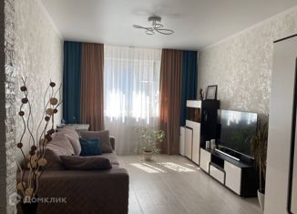 Продается 3-комнатная квартира, 82.9 м2, деревня Жилина, улица Генерала Лаврова, 6