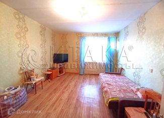 Продаю 1-комнатную квартиру, 32 м2, Волосово, Ленинградская улица, 5