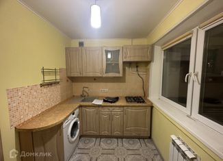 Трехкомнатная квартира на продажу, 57.2 м2, Москва, улица Молостовых, 15к3, улица Молостовых
