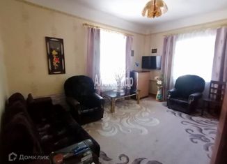 Продажа 2-комнатной квартиры, 47.5 м2, Приозерск, улица Ленина, 33