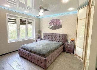 Продам 1-ком. квартиру, 28 м2, Москва, улица Молдагуловой, 22к2, улица Молдагуловой
