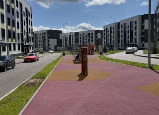 Продам 1-ком. квартиру, 40 м2, село Новая Тура, Дорожная улица, 8