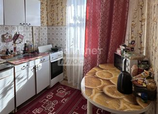 Продаю 2-ком. квартиру, 46 м2, Армавир, улица Урицкого, 160