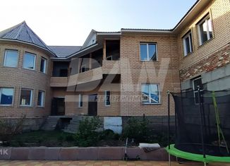 Продаю дом, 350 м2, деревня Султаева, Озёрная улица, 3