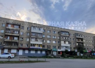 Продается 2-ком. квартира, 47 м2, Невьянск, улица Ленина, 27