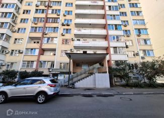 Продам 1-ком. квартиру, 38.3 м2, Краснодар, Восточно-Кругликовская улица, 48/2