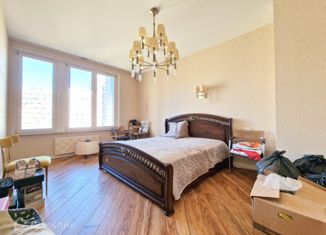 Продам 3-ком. квартиру, 100 м2, Москва, Маломосковская улица, 14