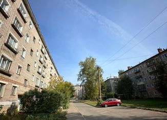 Однокомнатная квартира на продажу, 32.6 м2, Киров, Советская улица, 11А, Нововятский район