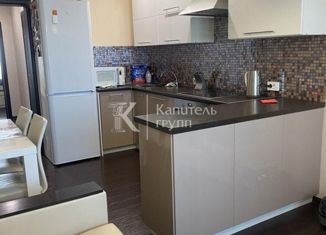 Продам 1-ком. квартиру, 42 м2, Тюмень, улица Сидора Путилова, 45, ЖК Лукоморье