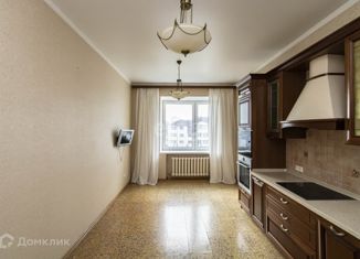 Продается 4-комнатная квартира, 136.6 м2, Тюменская область, Водопроводная улица, 6