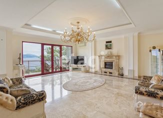 Продаю дом, 310 м2, посёлок городского типа Ореанда