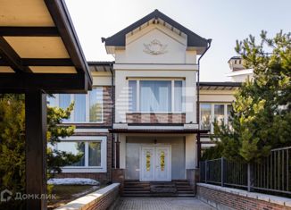 Продам таунхаус, 305 м2, деревня Семенково