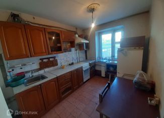 Продаю 4-ком. квартиру, 77 м2, Нижний Новгород, улица Кащенко, 19А, улица Кащенко