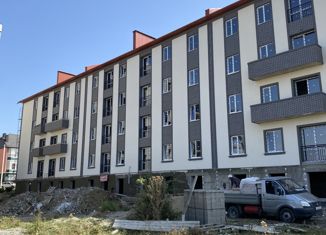 Продаю 2-ком. квартиру, 58 м2, Нальчик, улица Головко, 200, район Затишье