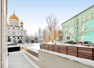 Продаю 4-ком. квартиру, 128 м2, Москва, Пречистенская набережная, 43, метро Кропоткинская