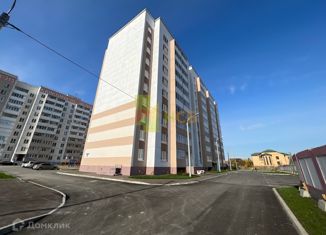 Продаю однокомнатную квартиру, 43 м2, Омск, улица Леонида Маслова, 1, ЖК Регата