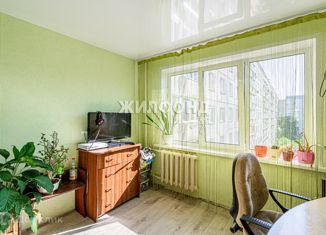 Продажа 3-комнатной квартиры, 59.8 м2, Новосибирск, улица Кропоткина, 130, метро Маршала Покрышкина