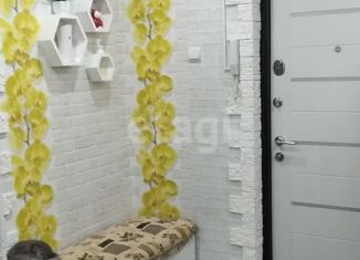 Продается 2-ком. квартира, 52 м2, Волжск, улица Кабанова, 8