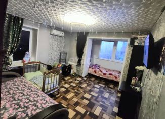 Продам 1-ком. квартиру, 38 м2, поселок Комсомольский, Центральная улица, 3