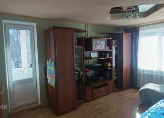 Двухкомнатная квартира на продажу, 50 м2, Ейск, улица Калинина, 292
