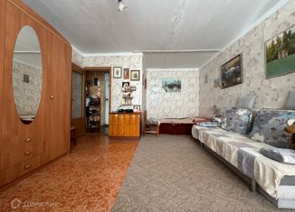 Продаю однокомнатную квартиру, 37 м2, Симферополь, улица Крымских Партизан, 2А