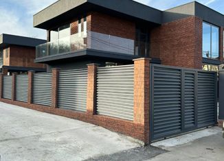 Продам дом, 208 м2, село Весёлое, улица Мира, 127