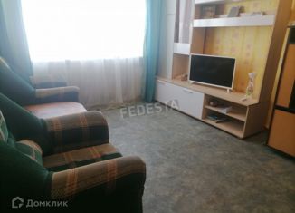 Продается двухкомнатная квартира, 47 м2, Соликамск, улица Металлургов, 55