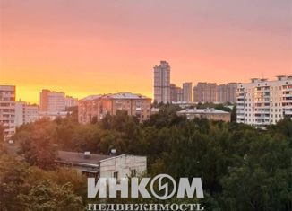 Продажа 3-комнатной квартиры, 63.2 м2, Москва, метро Щукинская, улица Рогова, 2