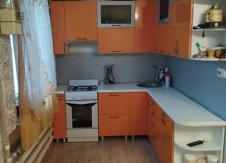 Продается 1-комнатная квартира, 41.3 м2, посёлок городского типа Новоозёрное, улица Героев-Десантников, 17