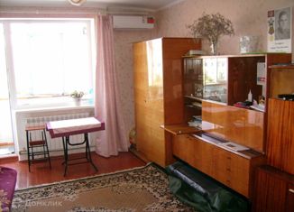 Продажа двухкомнатной квартиры, 51.2 м2, посёлок городского типа Новоозёрное, улица Героев-Десантников, 11