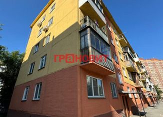 Продажа 1-ком. квартиры, 30 м2, Новосибирск, улица Михаила Перевозчикова, 10, улица Михаила Перевозчикова