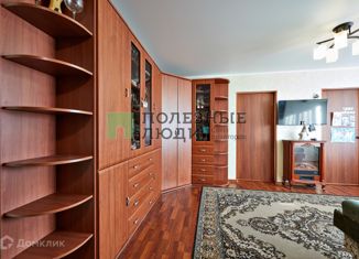 Продается 4-комнатная квартира, 62 м2, Челябинск, улица Танкистов, 150В, Тракторозаводский район