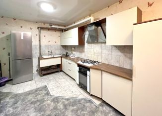 Сдается в аренду 2-комнатная квартира, 97.7 м2, Кострома, улица Северной Правды, 33А, Центральный район