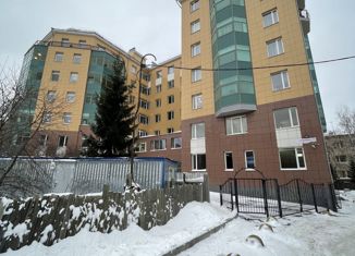 Сдача в аренду трехкомнатной квартиры, 80 м2, Петрозаводск, улица Свердлова, 26