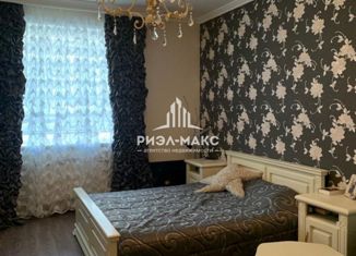 Продается 4-комнатная квартира, 175.8 м2, Брянск, улица Медведева, 9Ак1, Бежицкий район