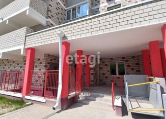 Однокомнатная квартира на продажу, 41.8 м2, Калуга, Солнечный бульвар, 18, ЖК Молодёжный