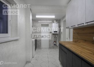 Продам 2-комнатную квартиру, 50.4 м2, Краснодар, улица Коммунаров, 164