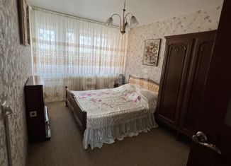 Сдается трехкомнатная квартира, 65 м2, Тюменская область, улица 26-го съезда КПСС, 6А