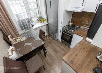 Продаю 2-ком. квартиру, 44 м2, Барнаул, Пролетарская улица, 254