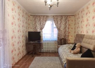 Продается однокомнатная квартира, 35.8 м2, посёлок городского типа Медведево, Полевая улица, 13А