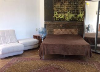 Сдам в аренду 1-ком. квартиру, 40 м2, Севастополь, Краснодарский переулок, 4